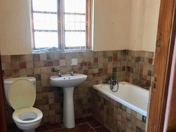 Farm & Agricultural Land