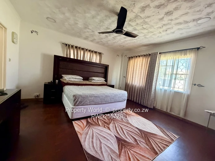 4 Bedroom House for Sale in Ridgeview