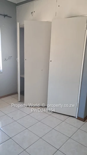 1 Bedroom Flat To Let In Avenues