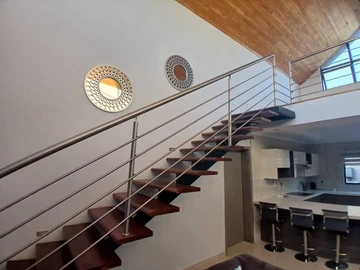 3 Bedroom Flat & Apartment