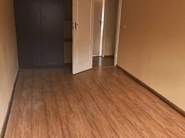 3 Bedroom Flat & Apartment