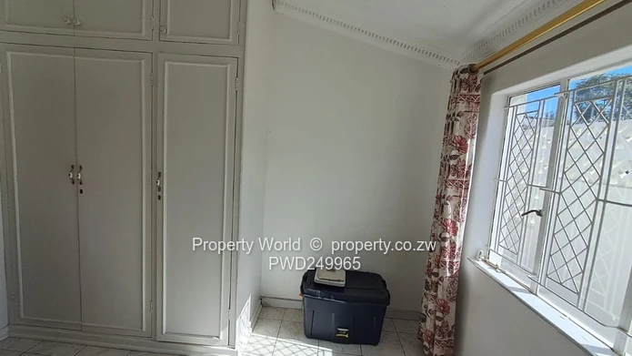 4 Bedroom Cottage To Let In Ruwa