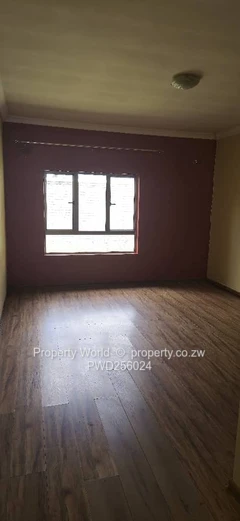 3 Bedroom Flat To Let In Newlands