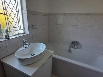 4 Bedroom Cottage