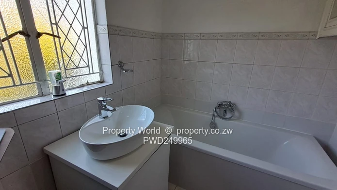 4 Bedroom Cottage To Let In Ruwa