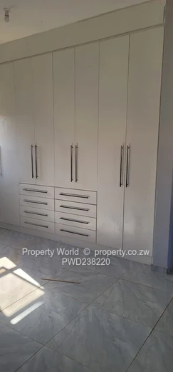 2 Bedroom Apartment To Let In Borrowdale