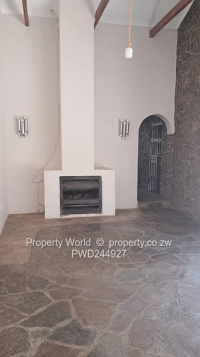 3 Bedroom House To Let In Greendale North