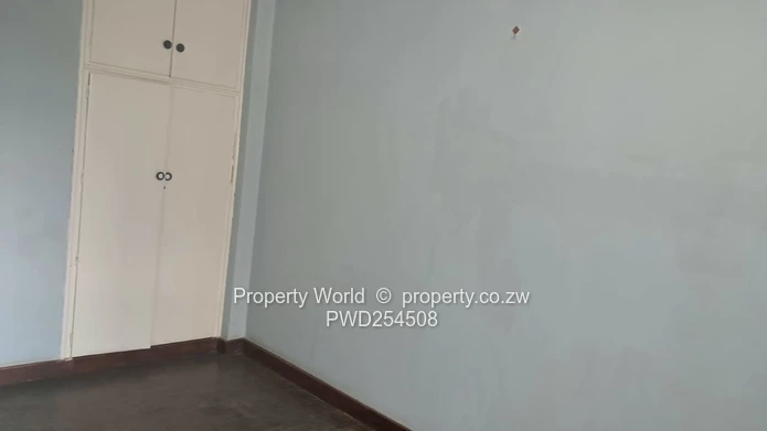 3 Bedroom Flat To Let
