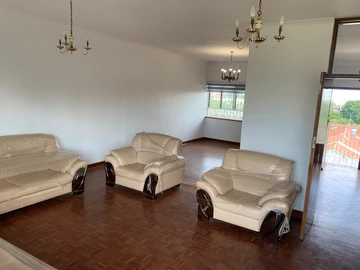 3 Bedroom Flat & Apartment