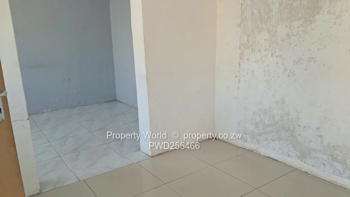 Office To Let In Avenues