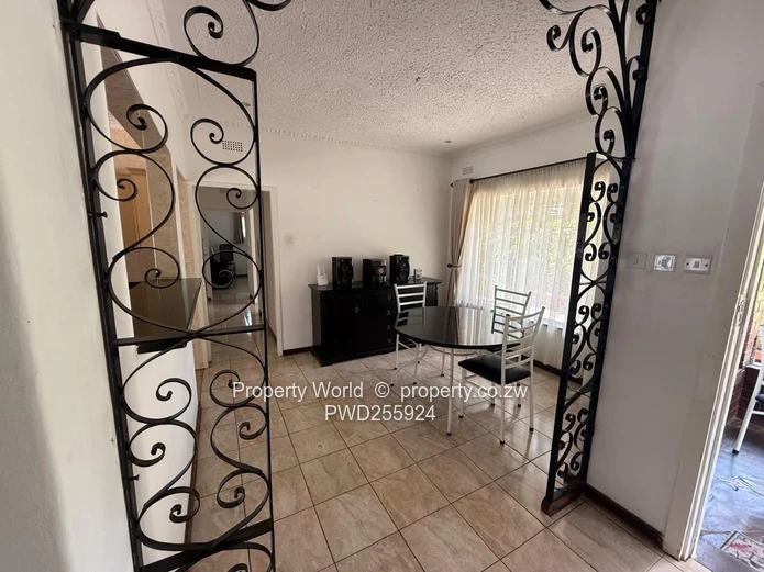 3 Bedroom House To Let In Braeside