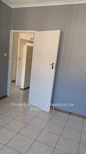 1 Bedroom Flat To Let In Avenues