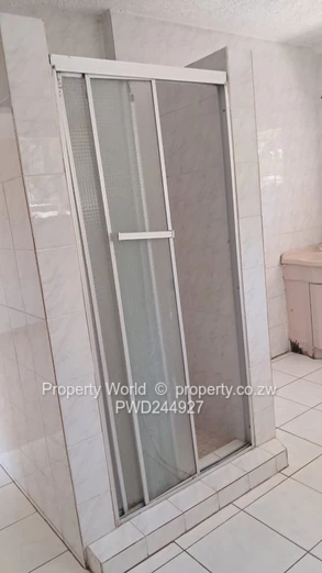 3 Bedroom House To Let In Greendale North