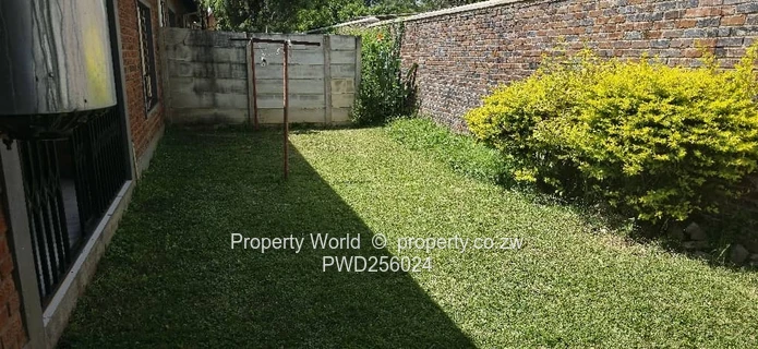 3 Bedroom Flat To Let In Newlands