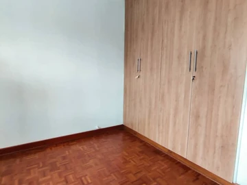 3 Bedroom Flat & Apartment