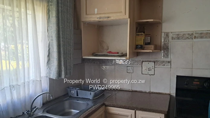 4 Bedroom Cottage To Let In Ruwa