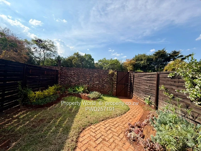 Studio Apartment To Let In Ryelands