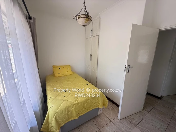 Office To Let In Braeside