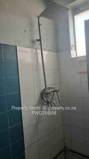 3 Bedroom Flat To Let
